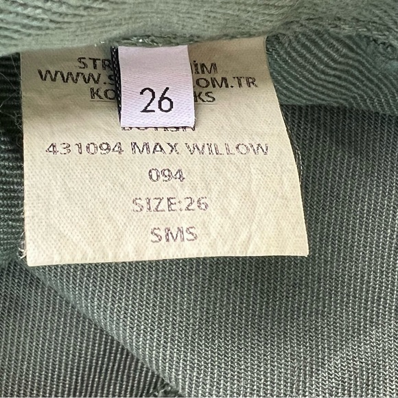 NWT BOYISH 90s Olive Green Canvas Twill Military Cargo Pocket Utility Skirt 2 - Picture 6 of 8